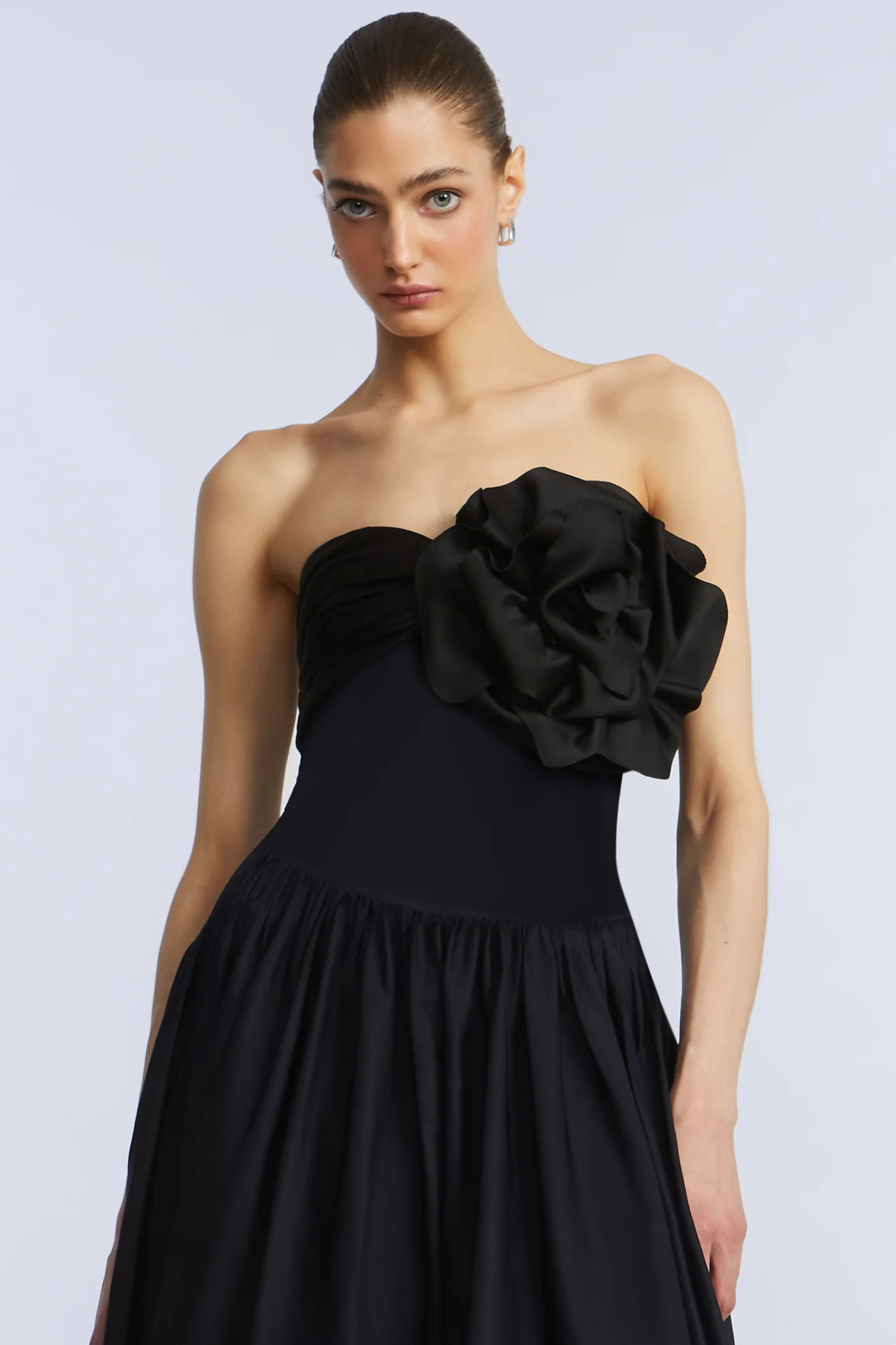 High Low Gown With Flower - Image 4