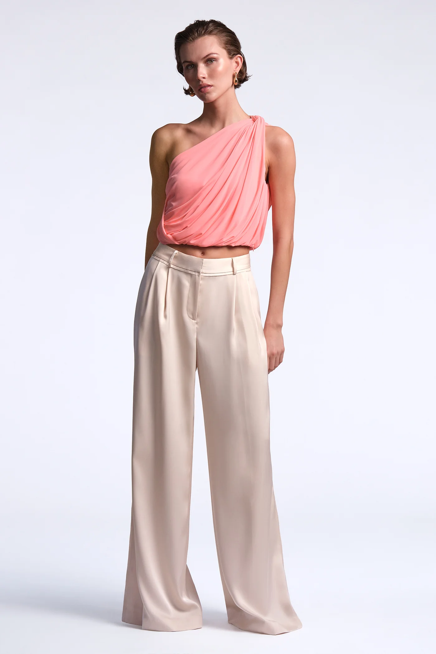 Ines Pant - Image 5
