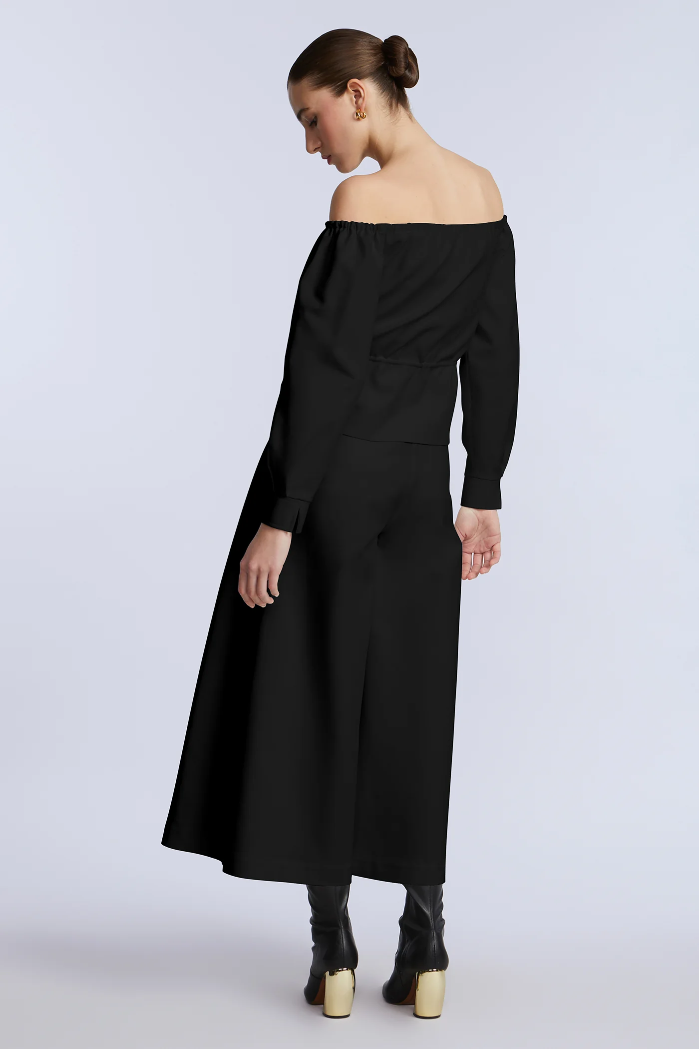 Pleated Front Crop Pant - Image 10