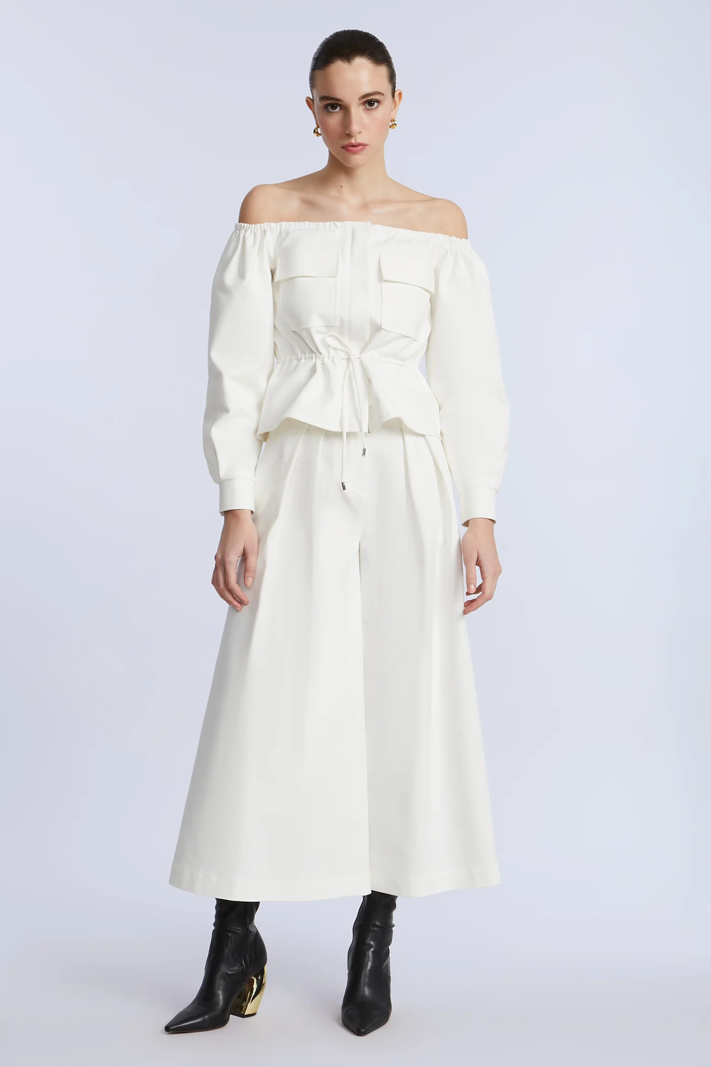 Pleated Front Crop Pant