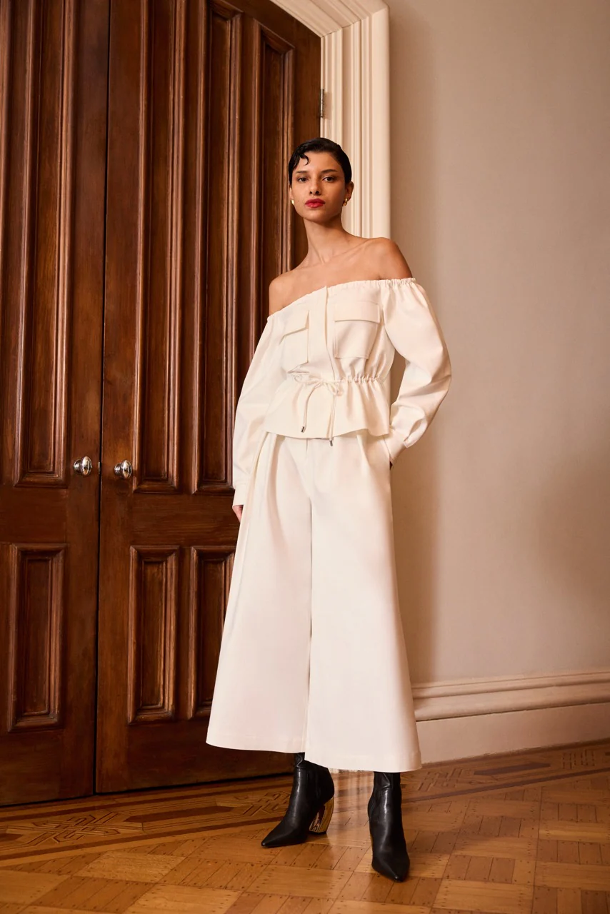 Pleated Front Crop Pant - Image 4