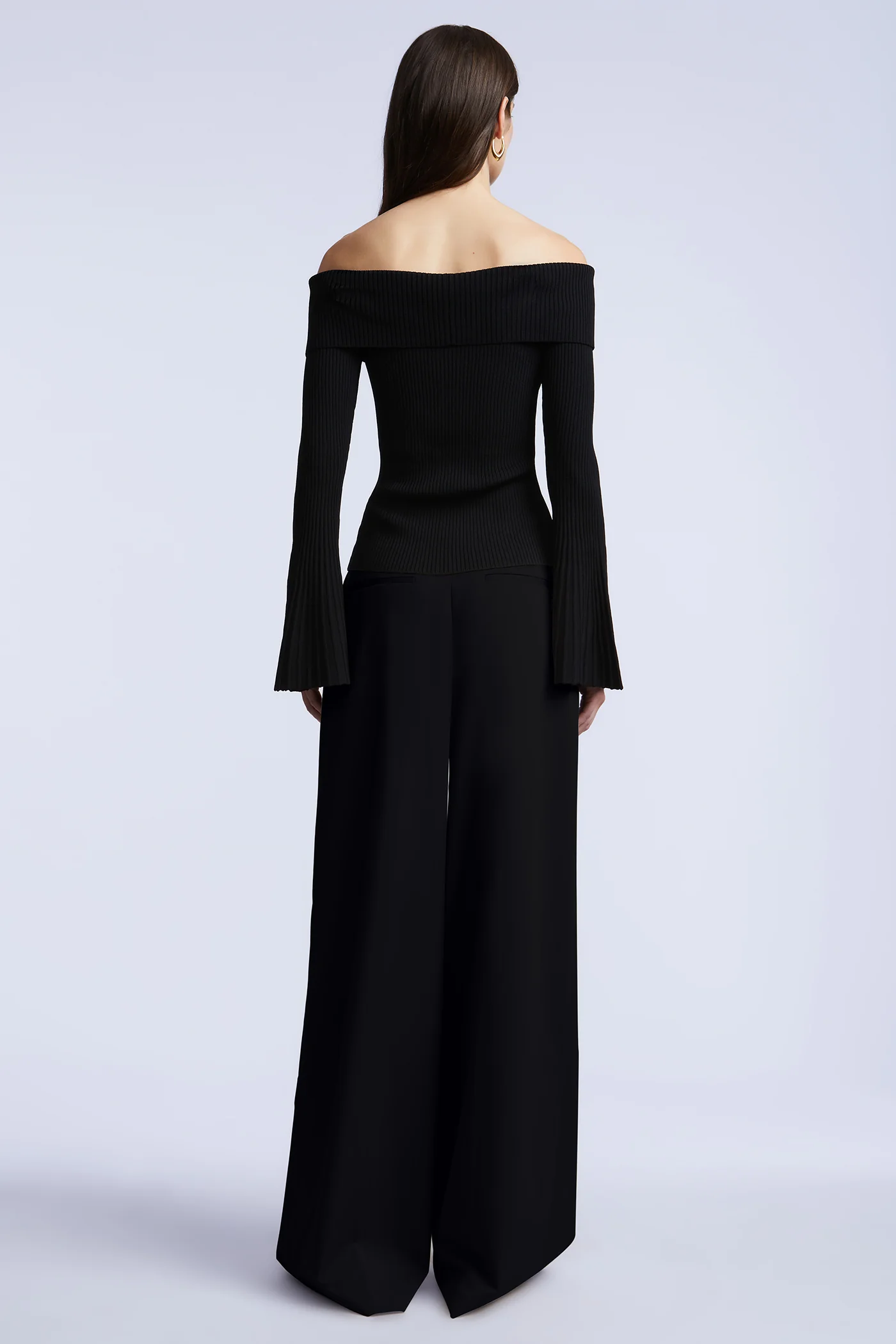 Tina Pant - Image 3