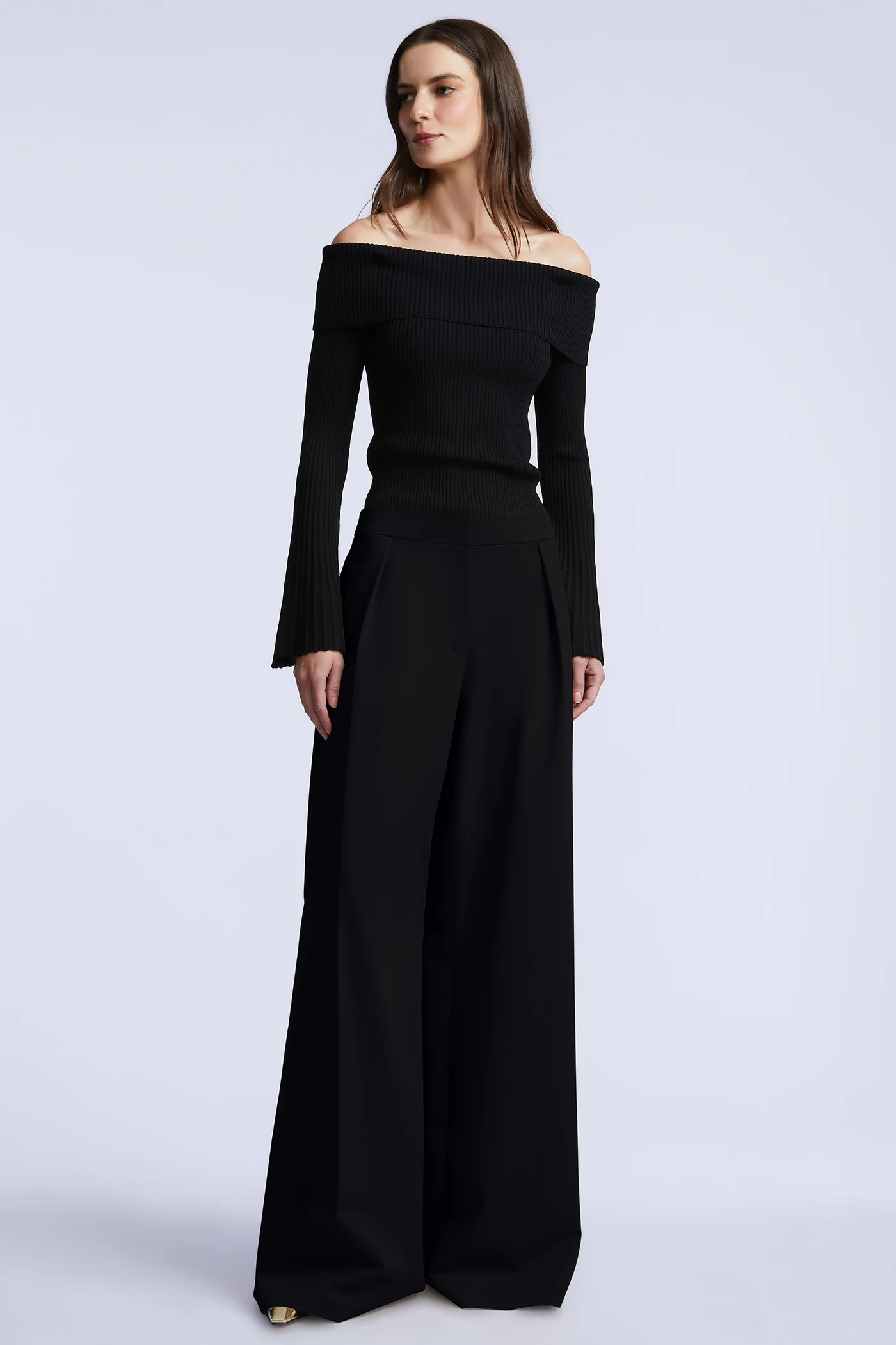 Tina Pant - Image 5