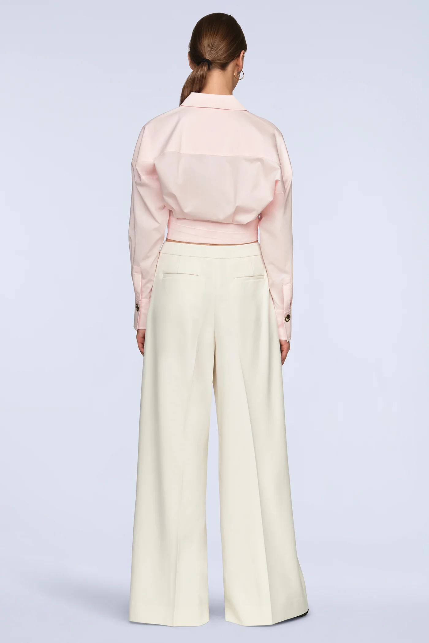 Tina Pant - Image 3