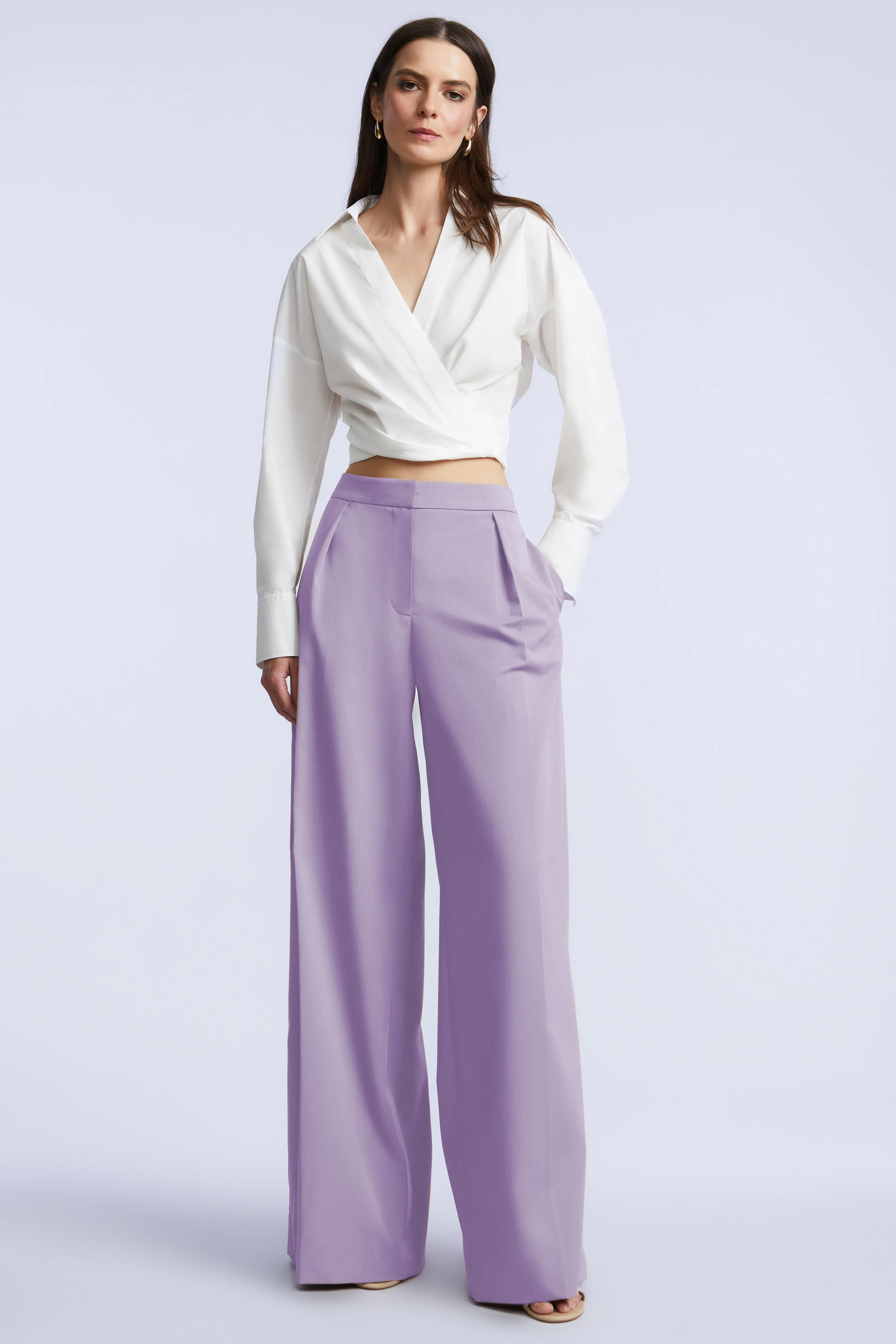 Tina Pant - Image 5